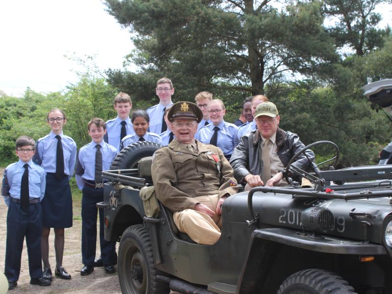 Veteran US pilot visits RAF North Witham