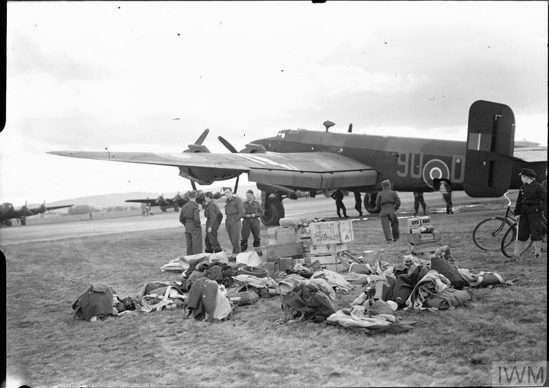 British airborne forces arrive in Oslo