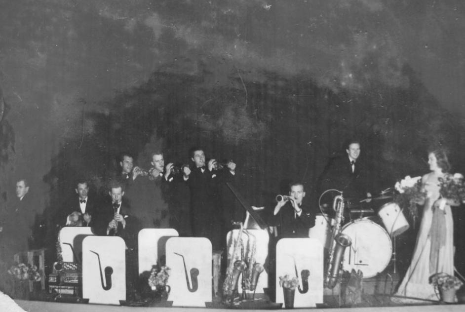 Pegasus Club Dance Band