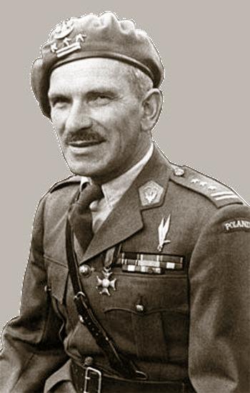 Colonel Stanislaw Sosabowski in 1942
