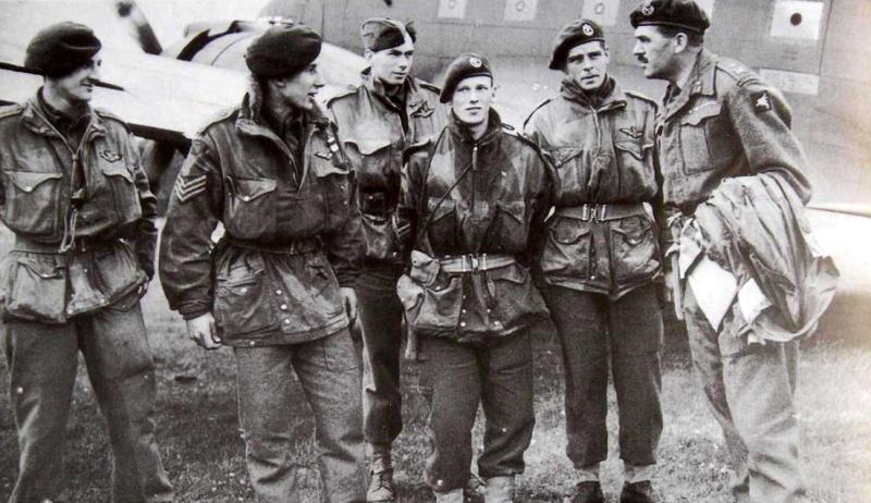 General Urquhart arrives back in Lincolnshire